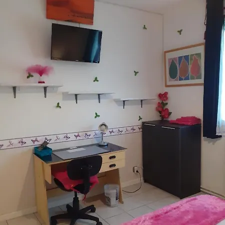 Maison Provencale منزل للإقامة *